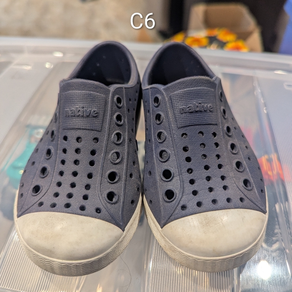 Native Dark Blue Shoes Size C6